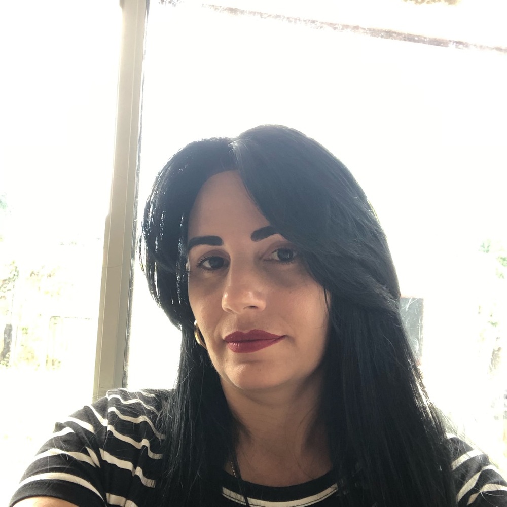 Meet your Posher, Vanessa